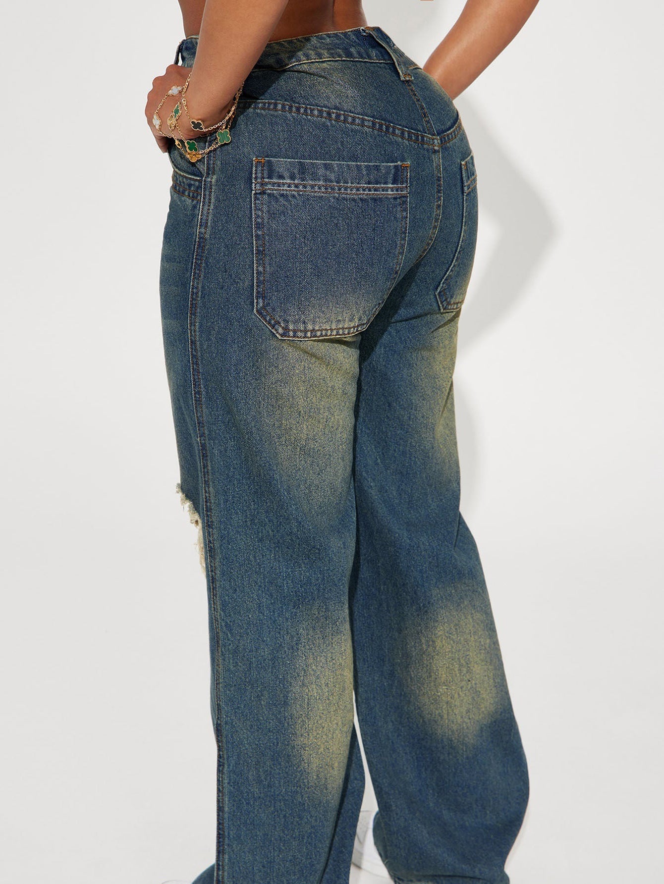 Loose Fitting Regular Rise Distressed Jeans